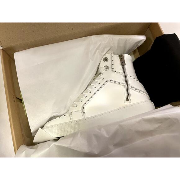 NEW Women's ZV1747 High Flash Studded Trim High Top Sneakers 6.5 - Picture 3 of 11